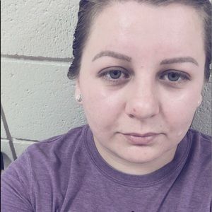 Meet your Posher, Abigail